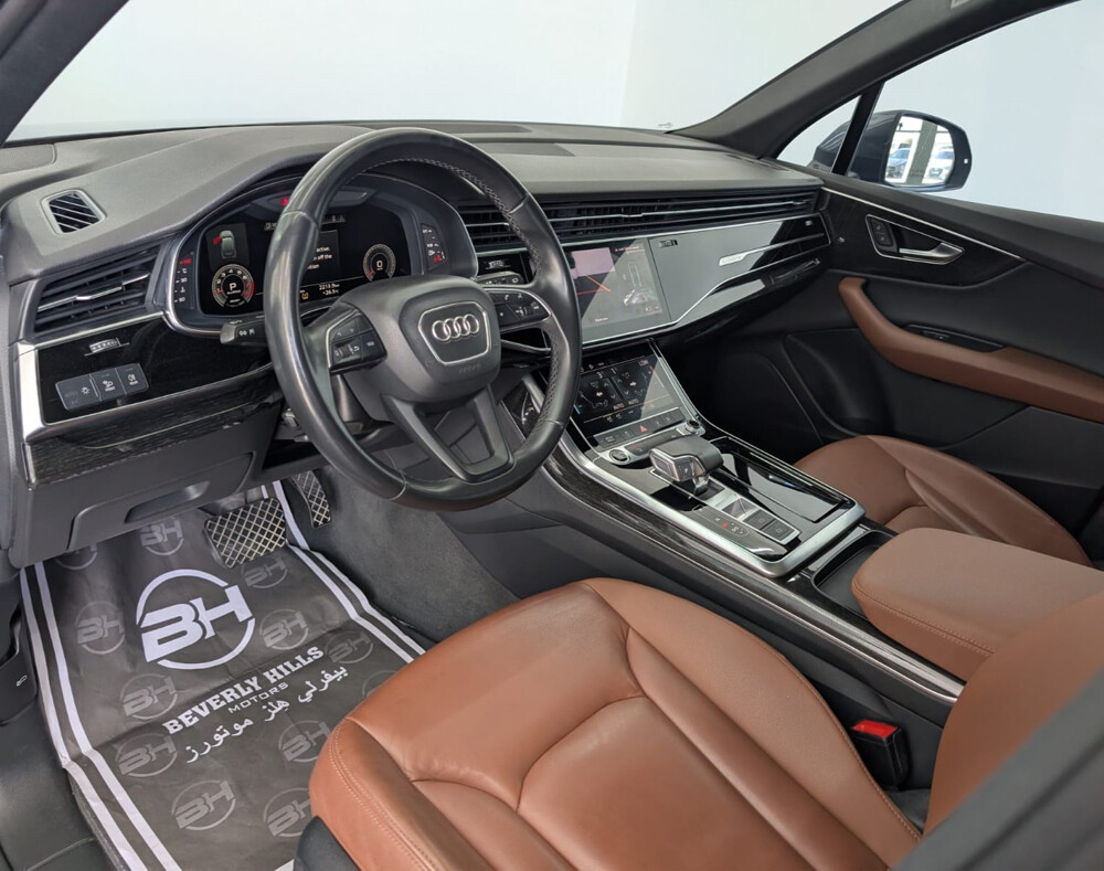 2021 Audi Q7 45 TFSI-Original paint - 6
