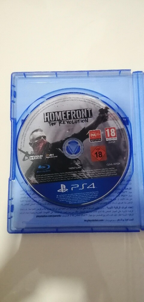 PlayStation games in good condition - 2