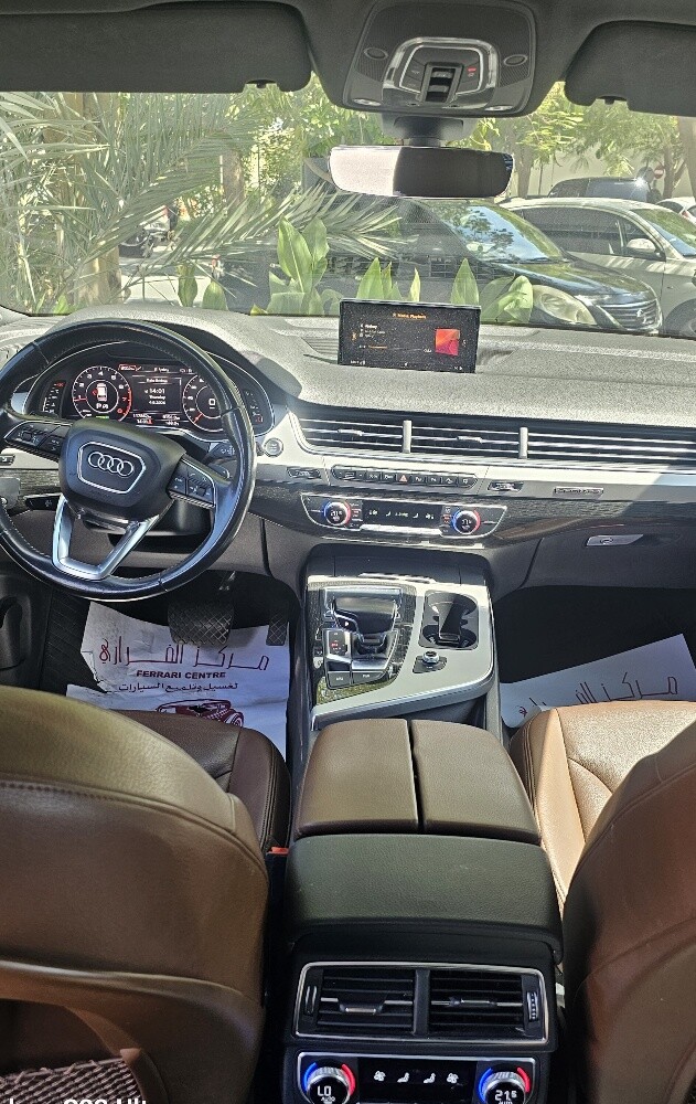 Audi Q7 - 4