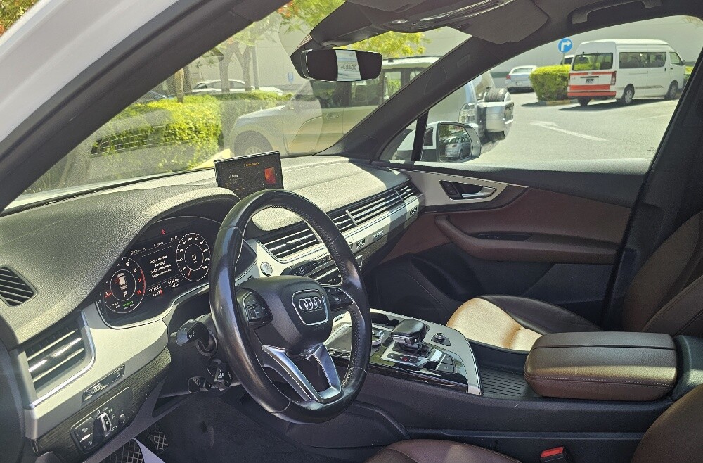 Audi Q7 - 6