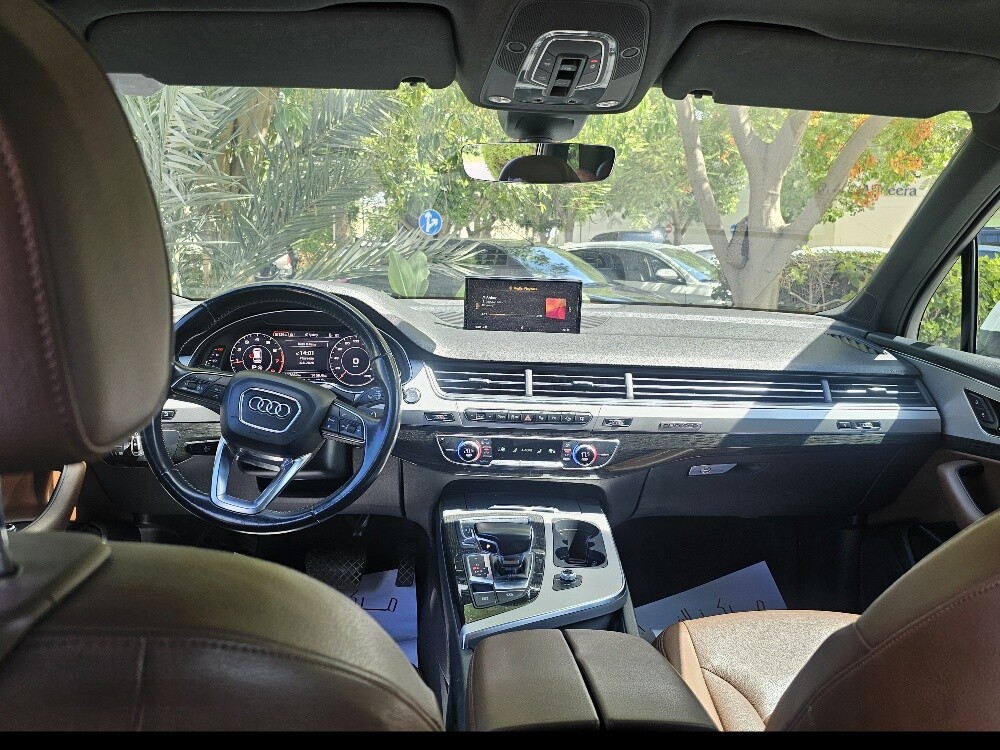 Audi Q7 - 3