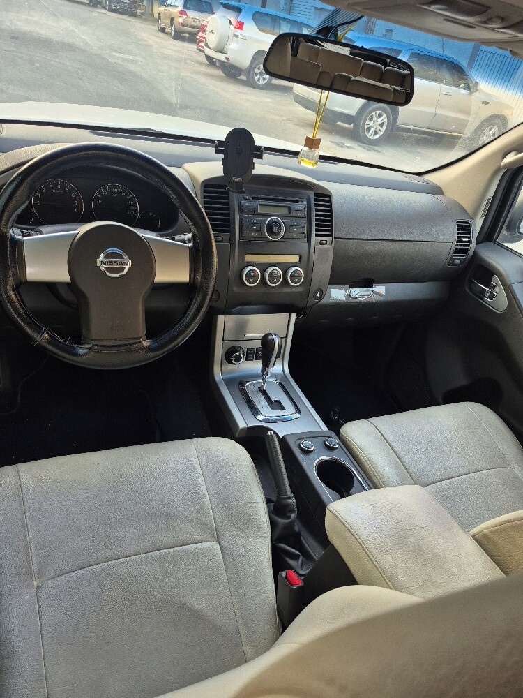 Nissan pathfinder 2015 SE - 9