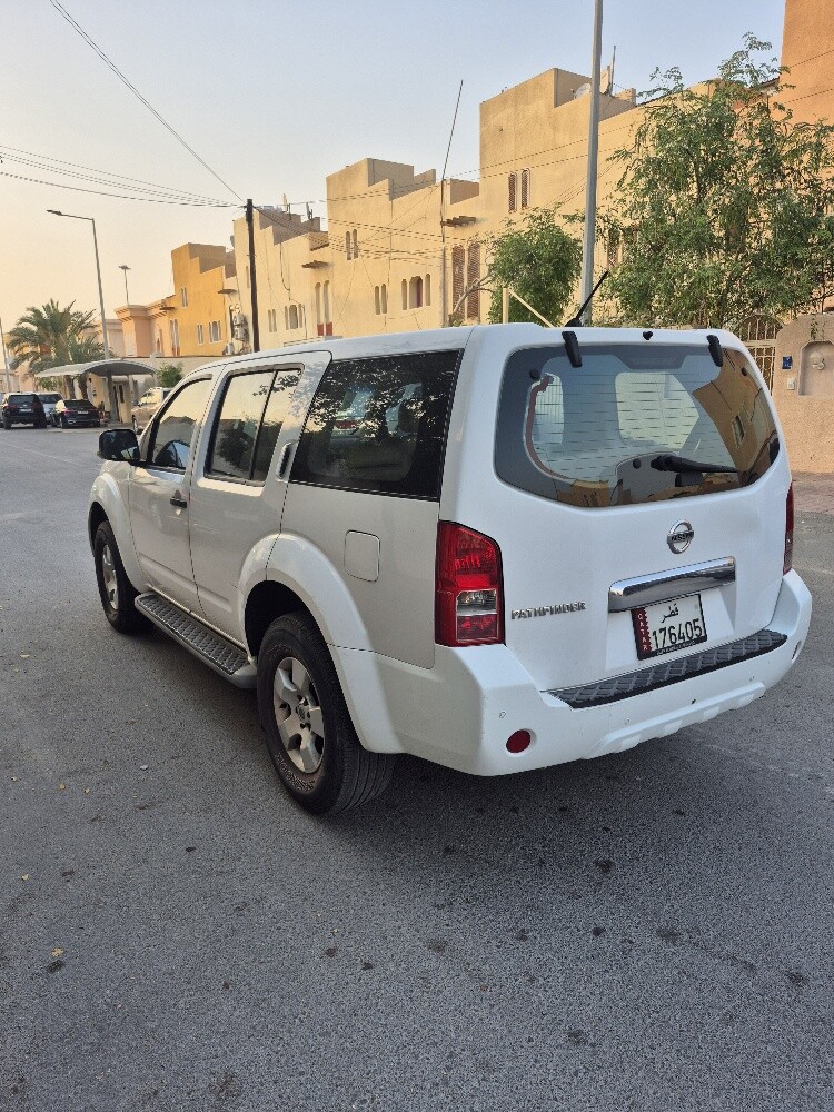 Nissan pathfinder 2015 SE - 6