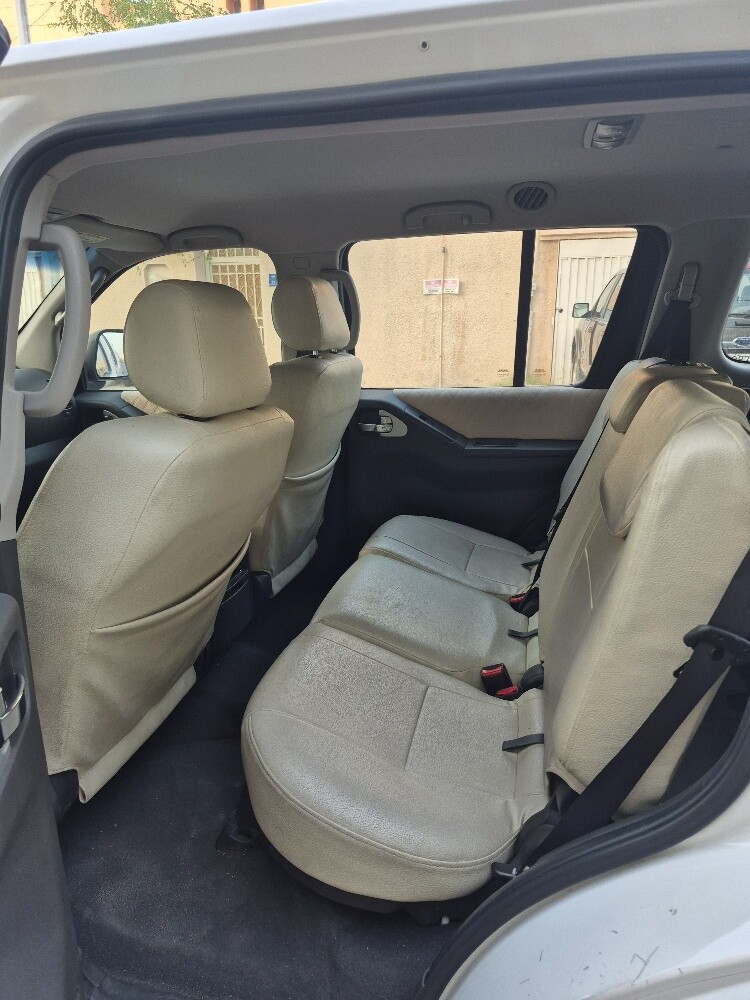 Nissan pathfinder 2015 SE - 8