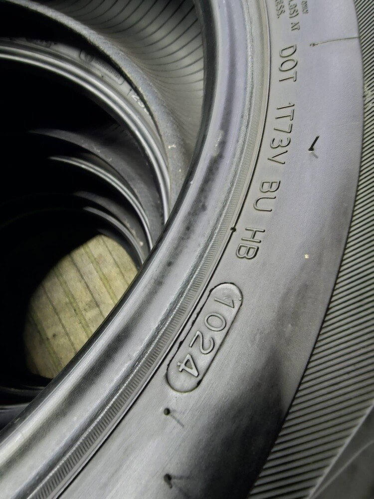 235-60-18 ,,,,,Hankook  brand - 6
