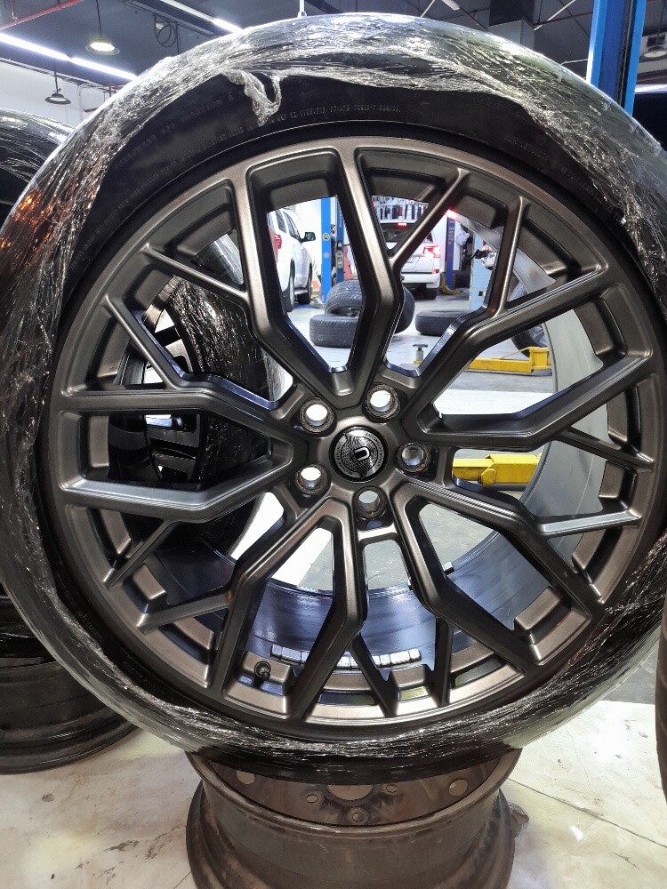 22”Alloywheels & Tyre Range Rover - 1