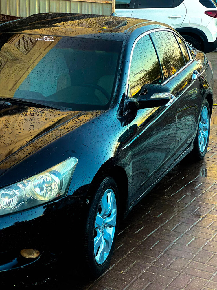 Honda Accord full option - 7