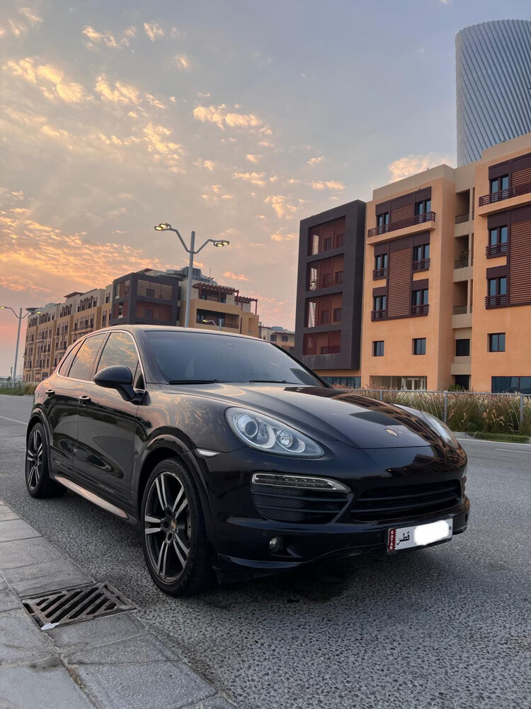 perfect condition Porsche Cayenne s - 1