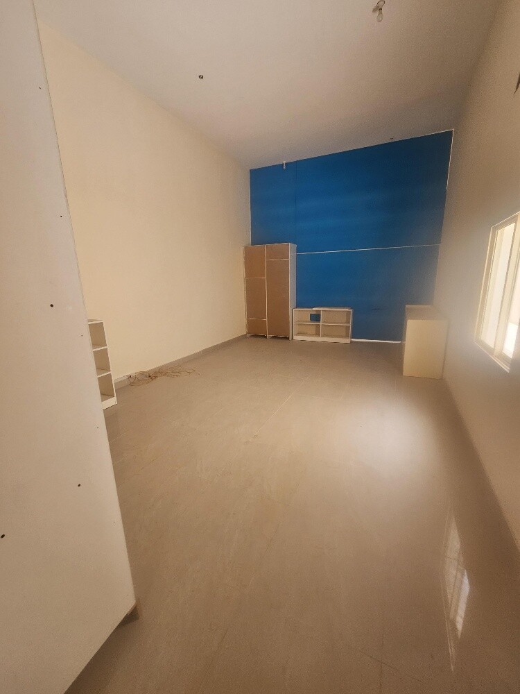 1000 meter warehouse, Abu Al-Salil - 10