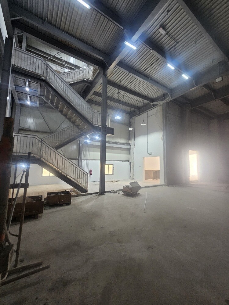 1000 meter warehouse, Abu Al-Salil - 9