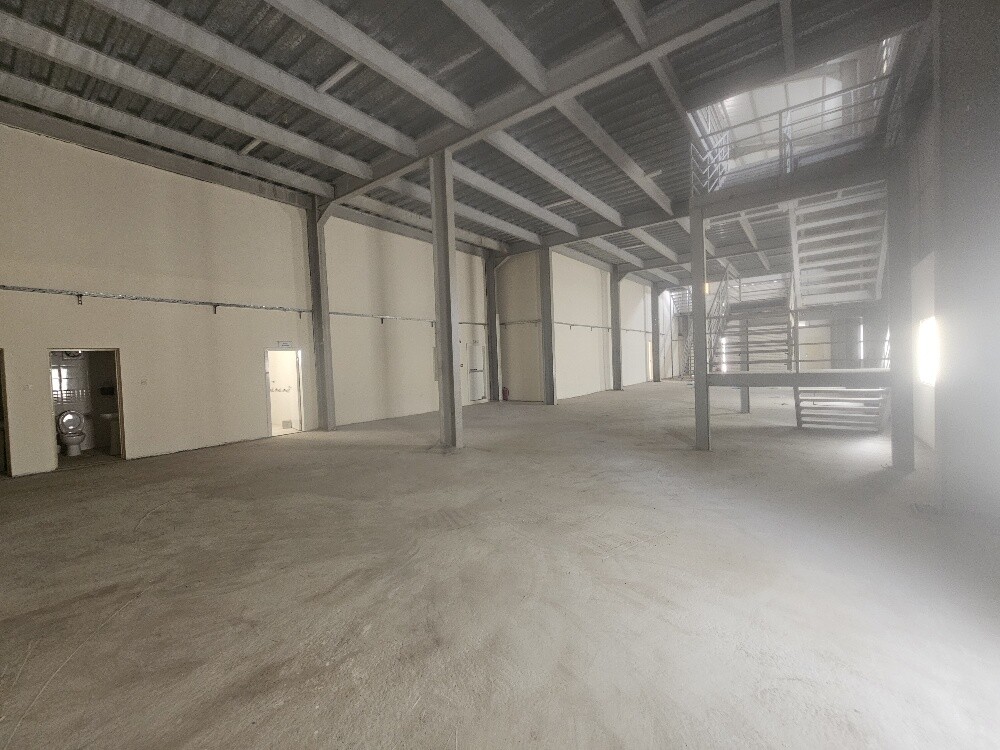 1000 meter warehouse, Abu Al-Salil - 1