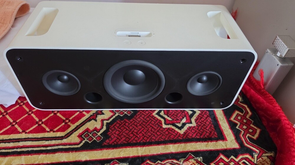 Apple Ipod Speaker - 2