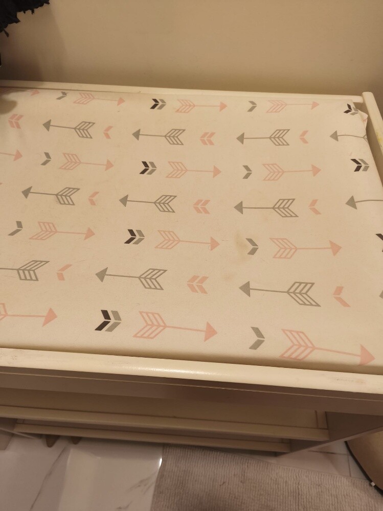 Baby changing table - 8