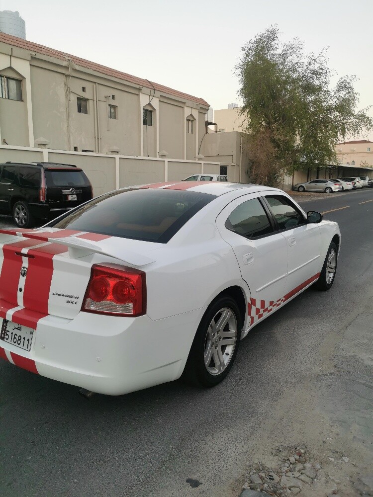 دودج تشارجر - 6