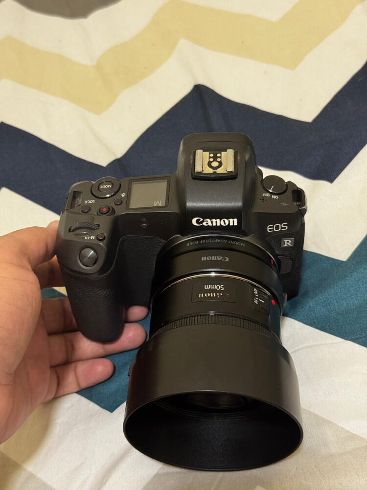 canon r - 3
