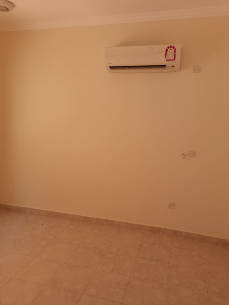 للإيجار فيلا داخل مجمع - 8