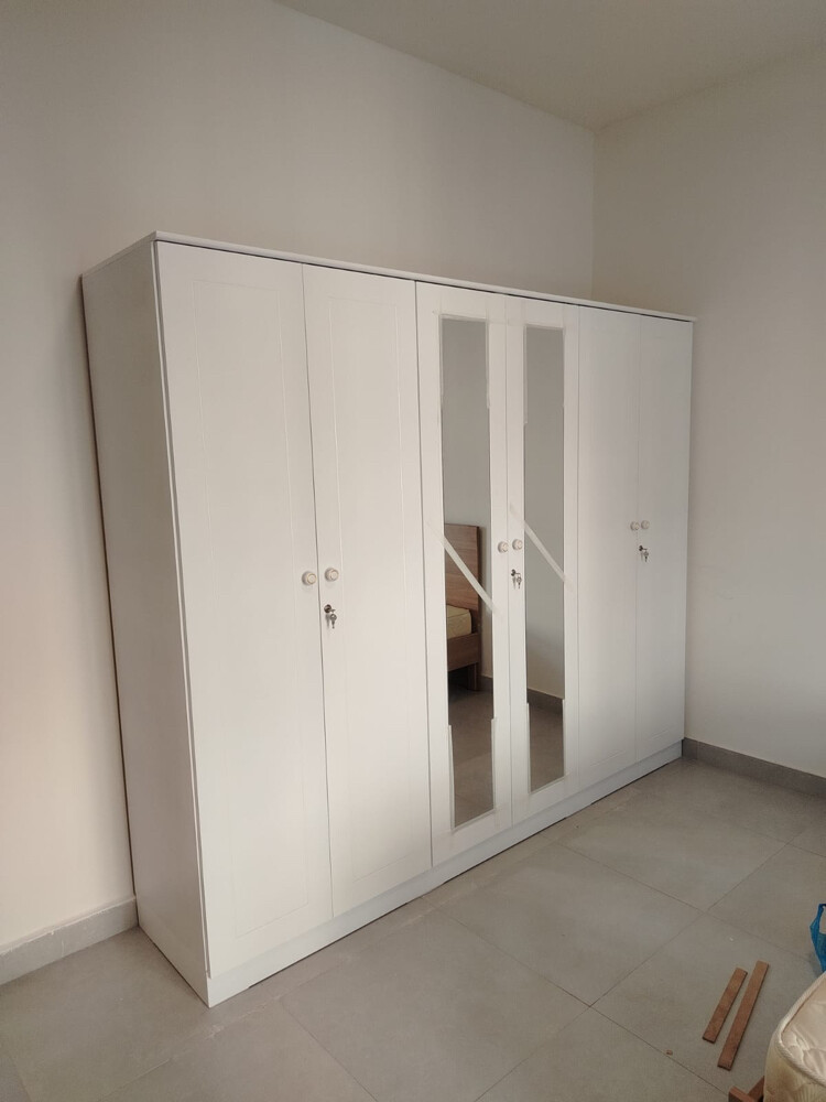 bad ,mattress ,cabinet  - 3