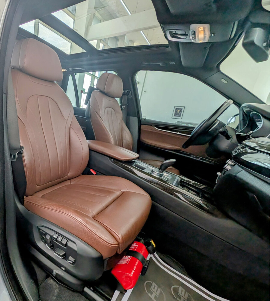 2017 BMW X5 xDrive50i - 9