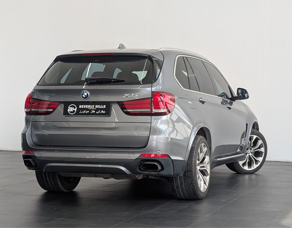 2017 BMW X5 xDrive50i - 2