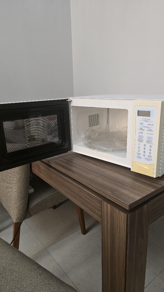 Sharp Microwave Oven - 4