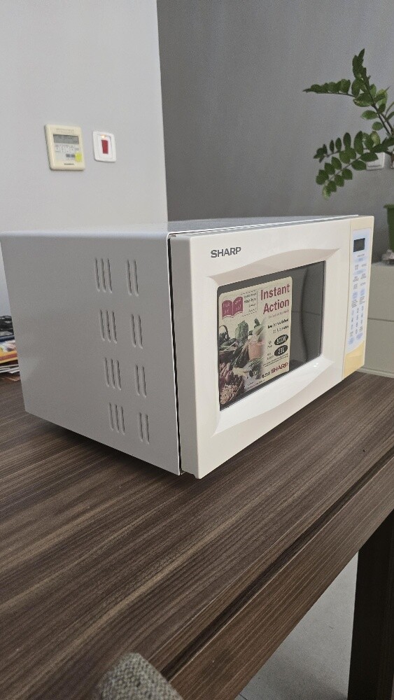 Sharp Microwave Oven - 3