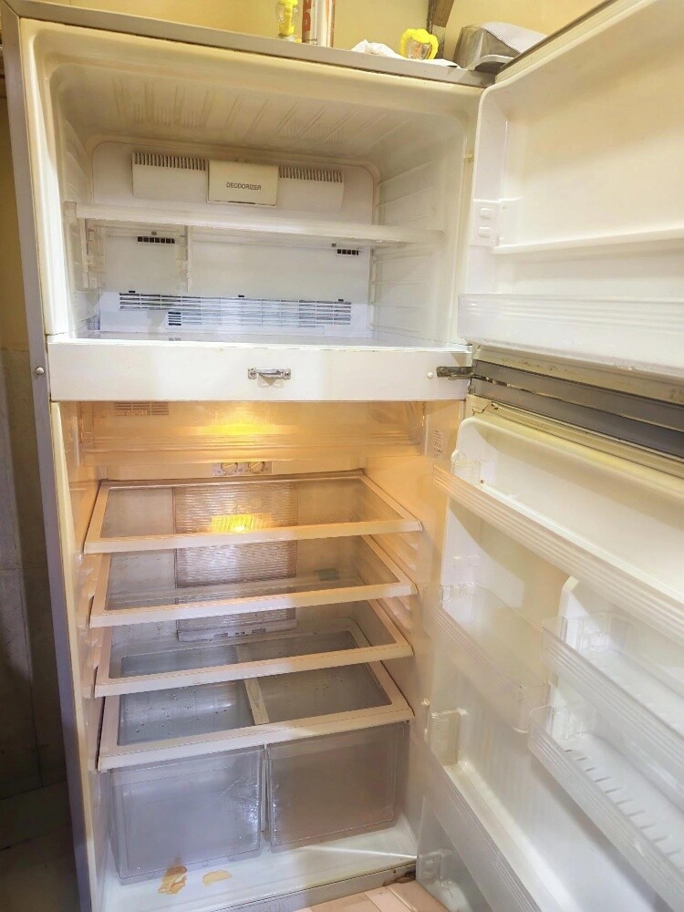 Sharp refrigerator Good - 2