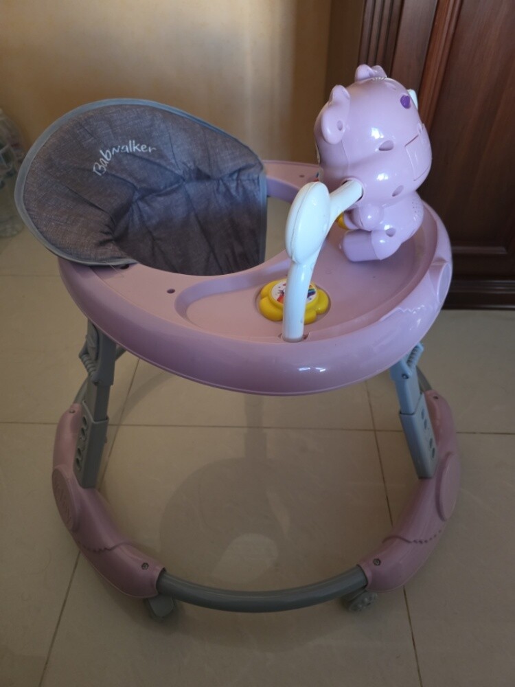 Baby walker in good condition - 2