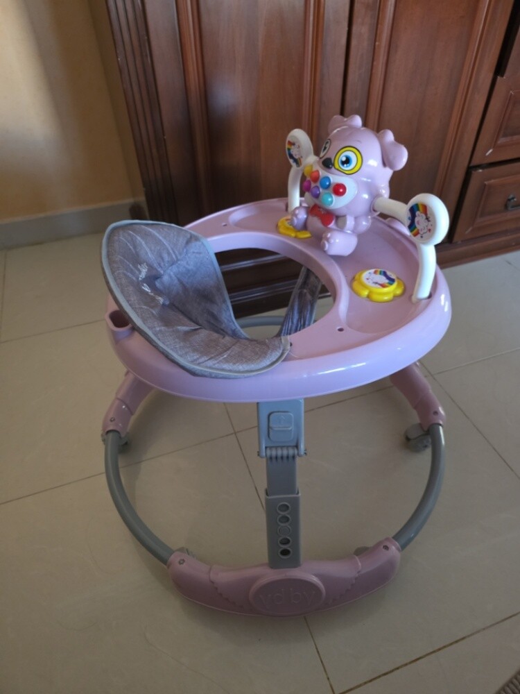 Baby walker in good condition - 1