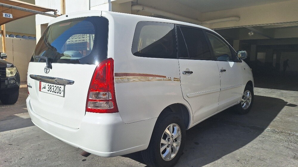 Toyota Innova 2007 - 10