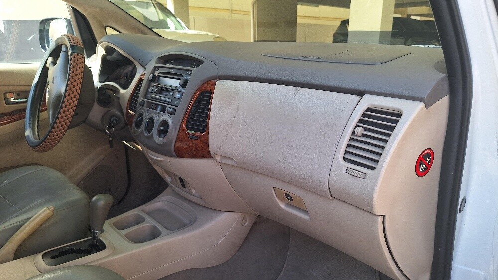 Toyota Innova 2007 - 5