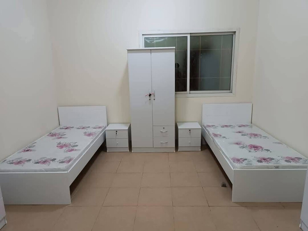 2 Door cabinet - 5