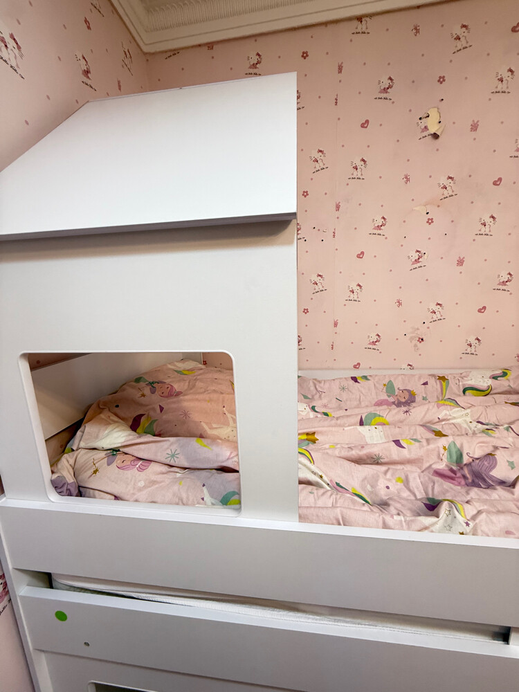 kids bed - 3