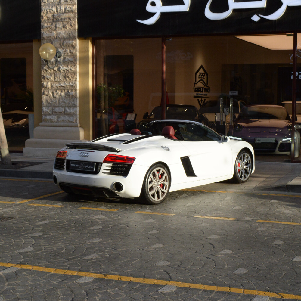 اودي ار 8 2016 - 4