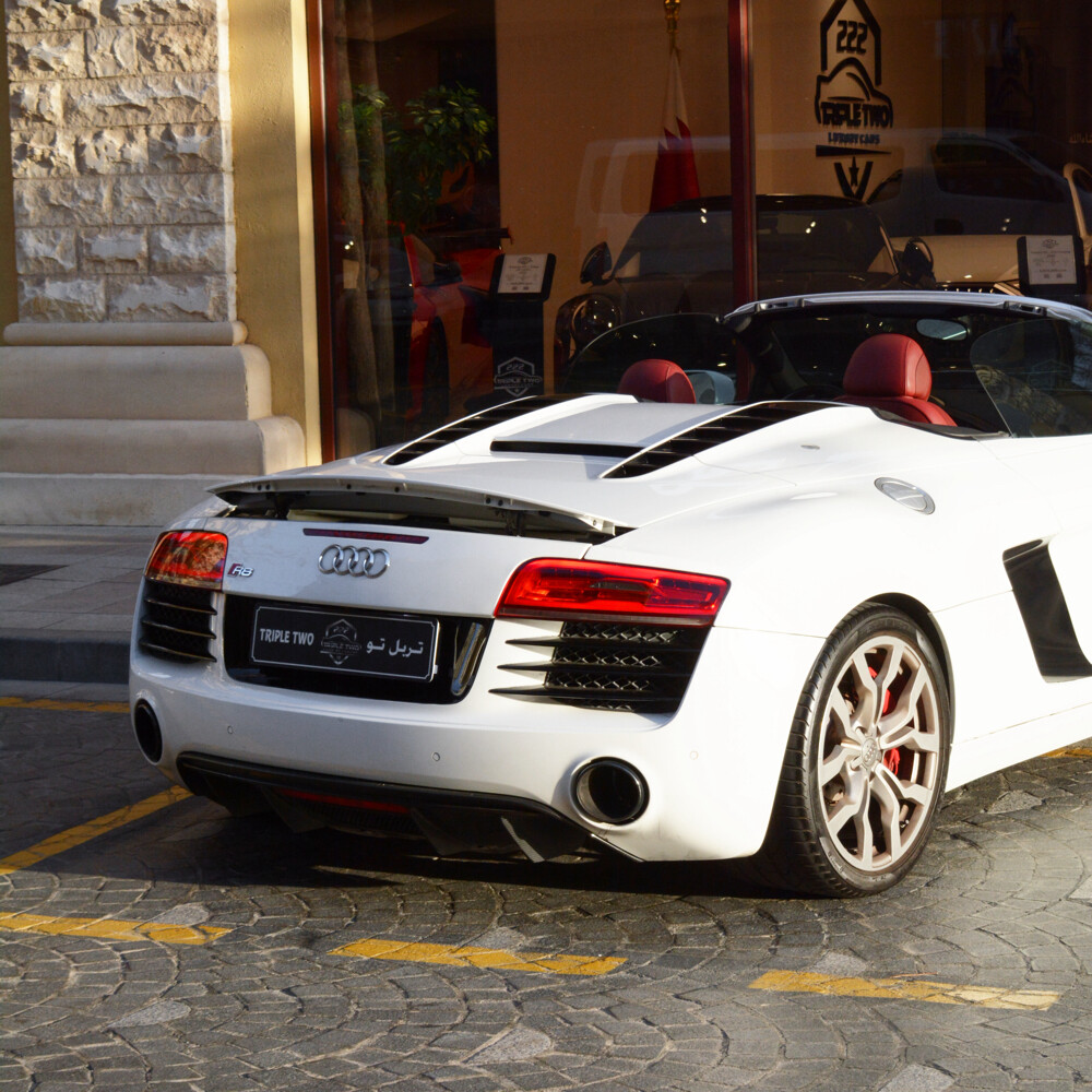 اودي ار 8 2016 - 7