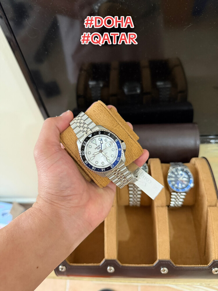 FOR SALE BRAND NEW SEIKO 5 GMT - 2