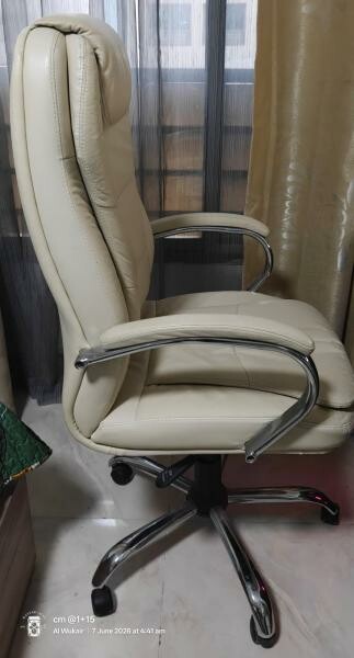 EXECUTIVE CHAIR (BEIGE COLOR) - 5