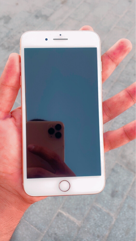 i phone 8 plus  - 2