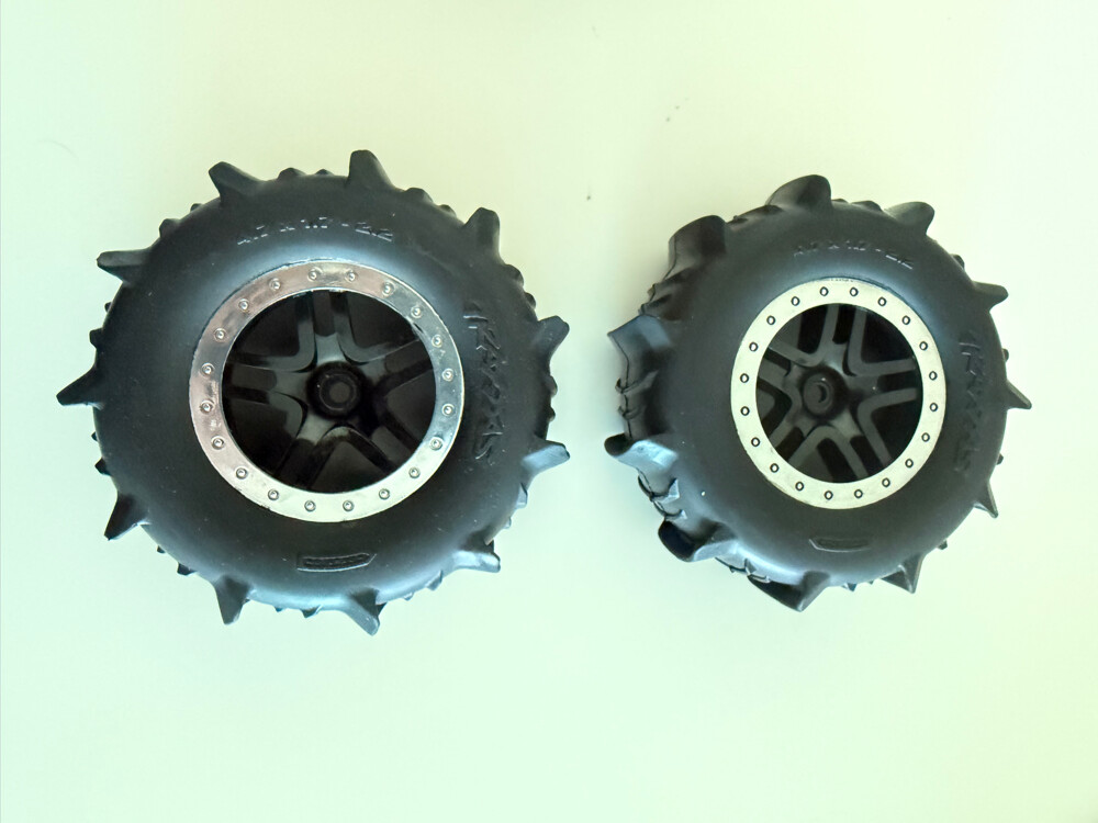 Traxxas sand Tyres  1/10 size - 5