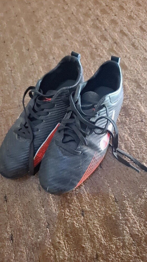 Used sports shoes in good conditi - 2