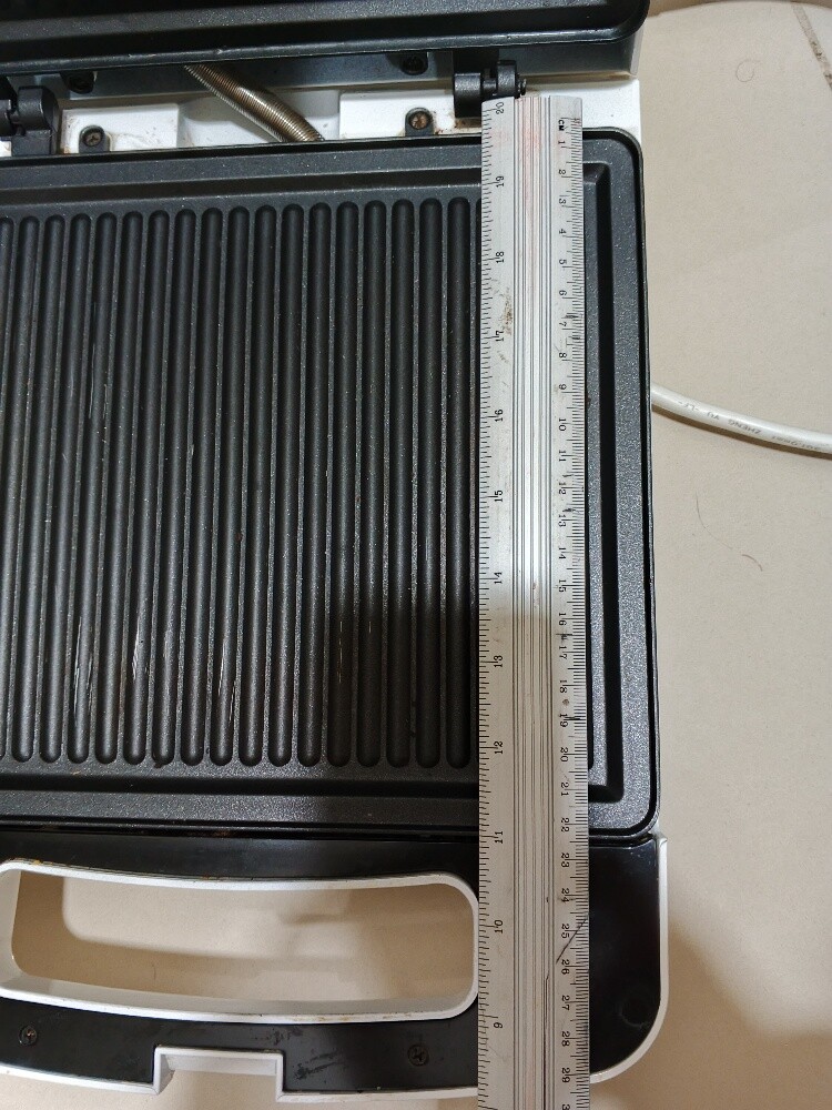 جريل ضاغط بحالة ممتاز 50 ريال
م - 2