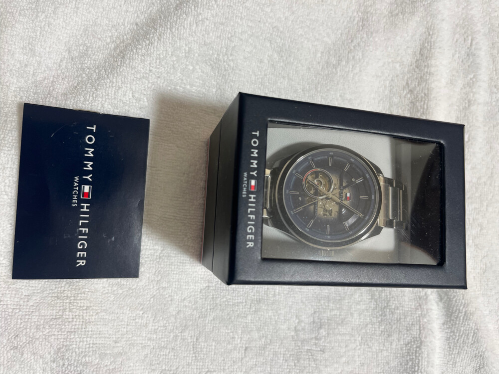 Tommy watch - 4