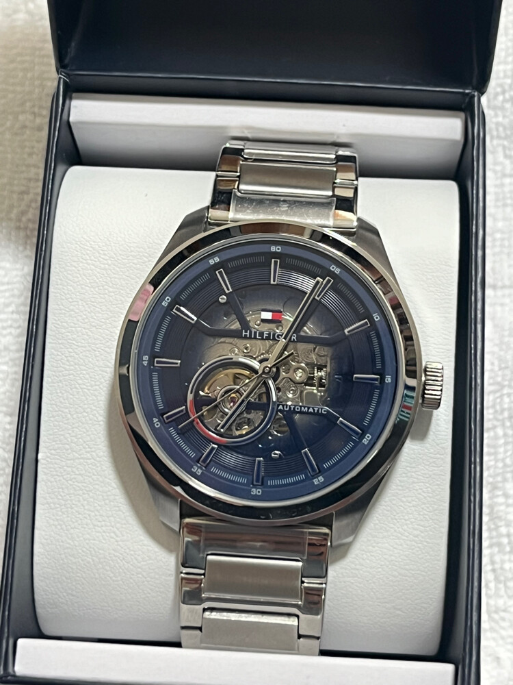 Tommy watch - 1