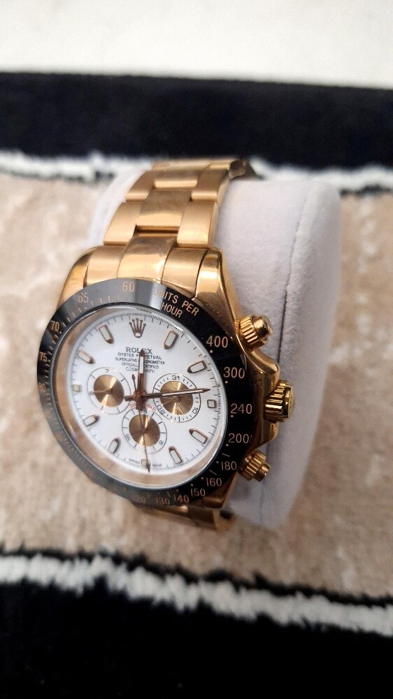 8 Designer Watches — C - 3