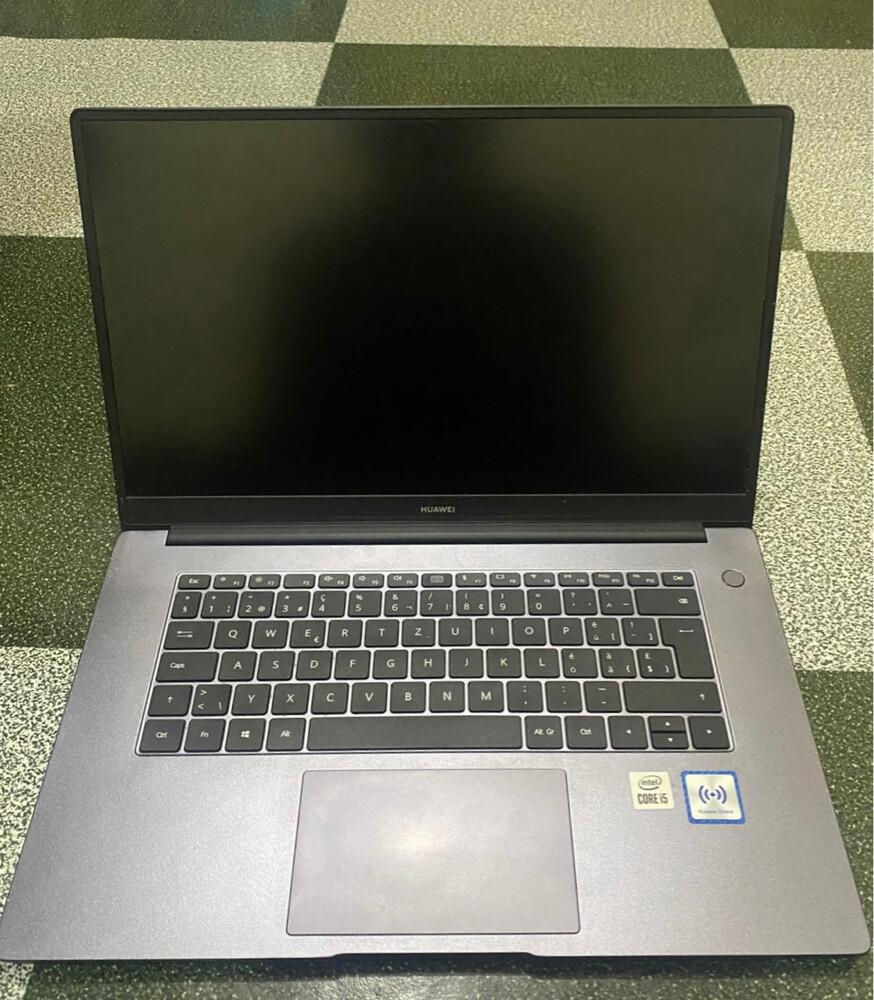 Matebook D15 - 4