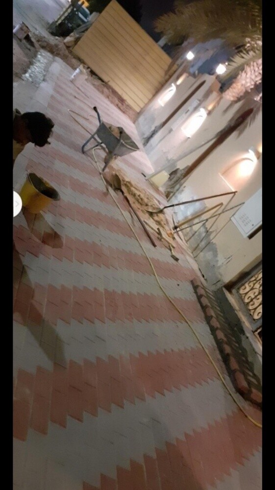 we install interlock and curbston - 3