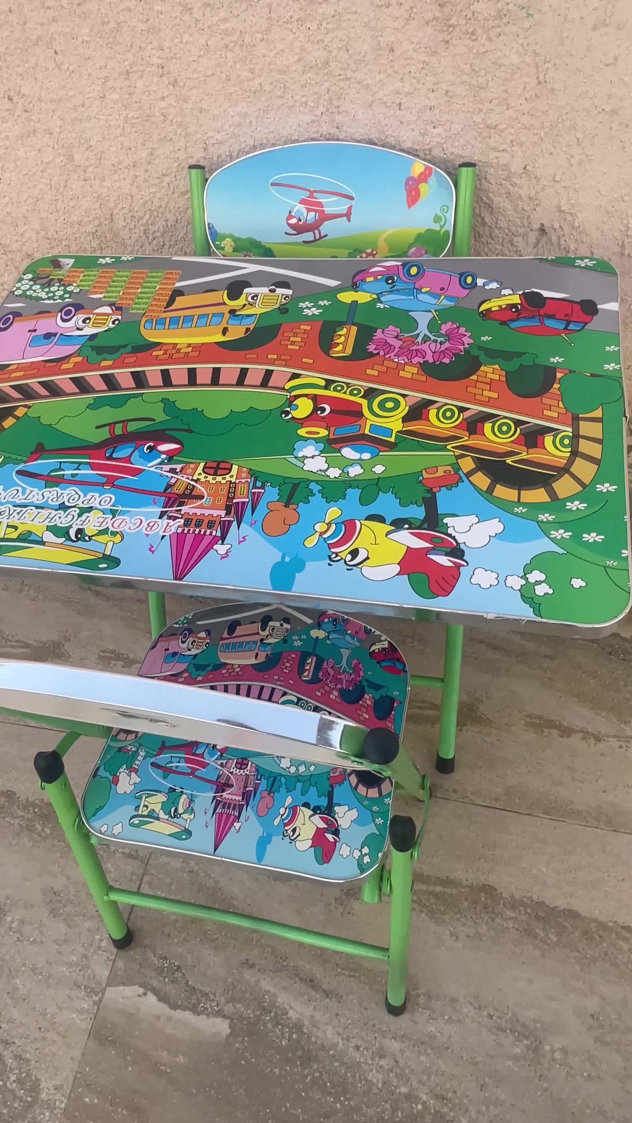 table and chairs for children - 3