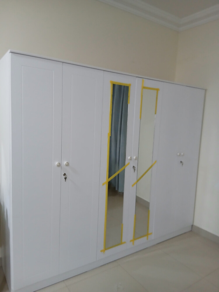 صندوق طوارئ متوفر - 7