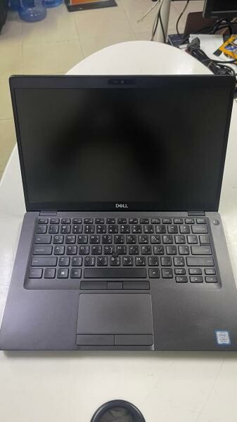 Dell Latitude 5400 Laptop - 1