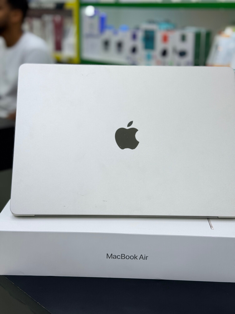 MacBook Air15 inch M3 512 gb - 6