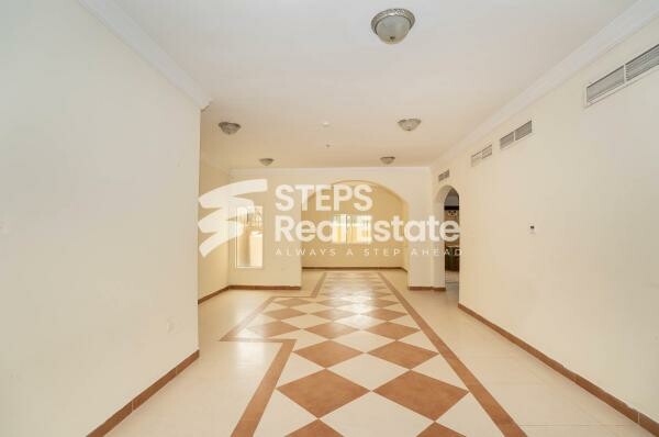 Spacious Compound Villa for Rent - 8